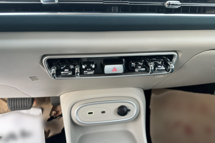 欧拉好猫 2024款 401km 豪华型中控内饰7004