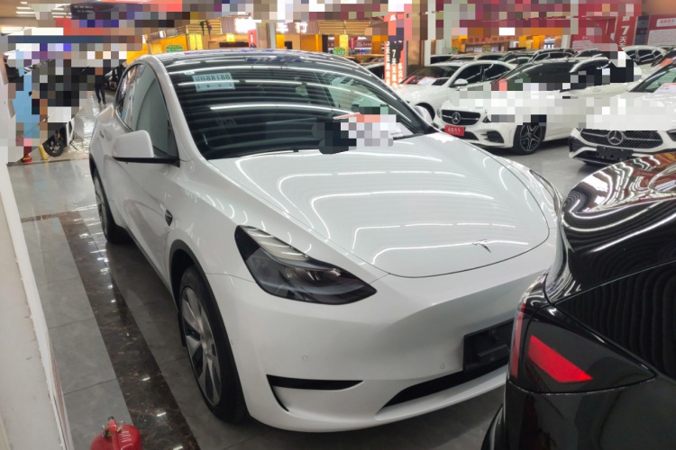 特斯拉 Model Y 2022款 改款 后轮驱动版车身外观6002