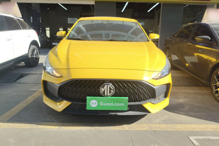 名爵 MG5 2022款 180DVVT CVT青春旗舰版车身外观2