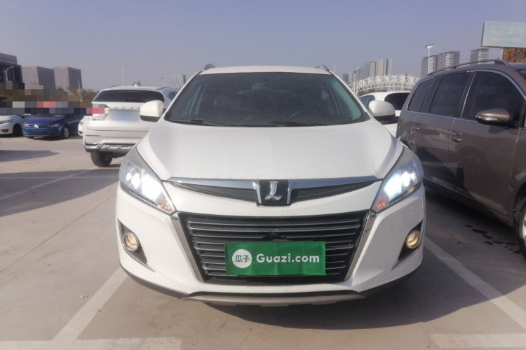 纳智捷 优6 SUV 2017款 1.8T 魅力升级型车身外观2