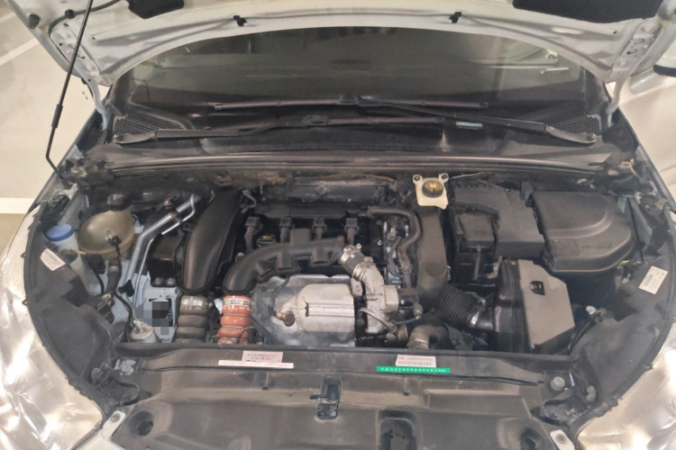 雪铁龙C4L 2014款 1.6THP 智驱版 自动劲智型局部细节24