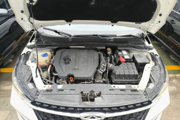 奇瑞 艾瑞泽GX 2018款 1.5T 手动型色版 国V机舱底盘24