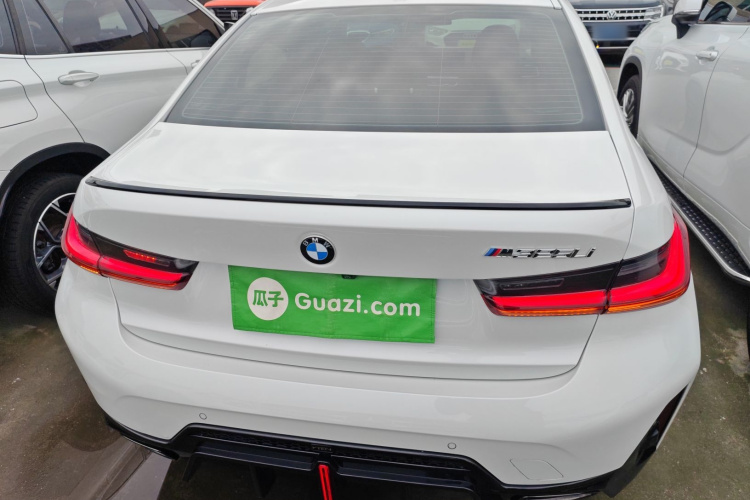 宝马3系 2023款 325Li M运动曜夜套装车身外观6