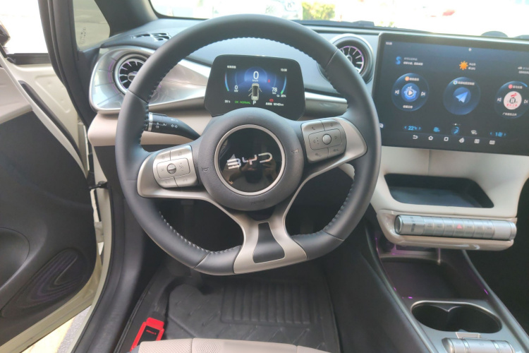 比亚迪 海豚 2024款 荣耀版 420km 时尚版局部细节13