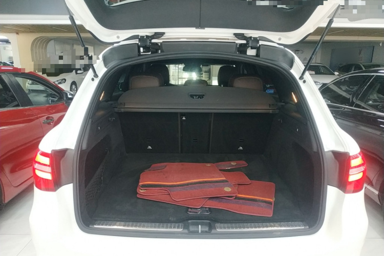 奔驰GLC 2019款 改款 GLC 300 L 4MATIC 动感型局部细节23