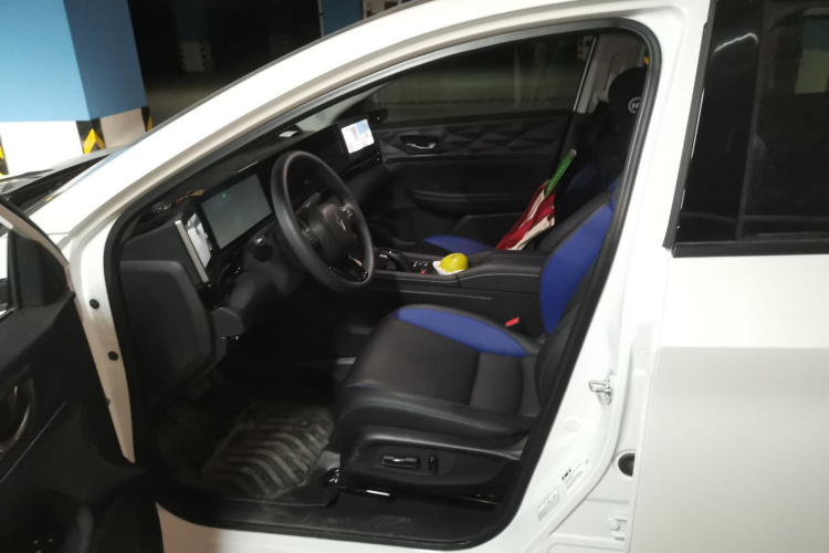 灵悉L 2024款 头号玩家版中控内饰19