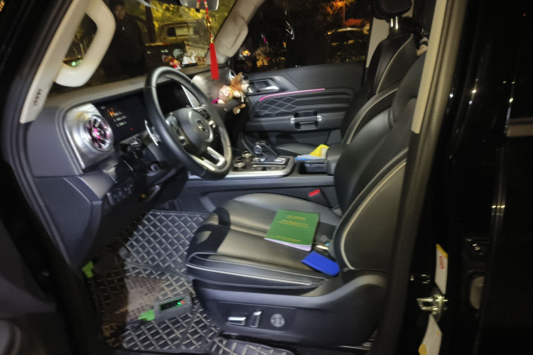 坦克300 2024款 2.0T 征服者中控内饰19