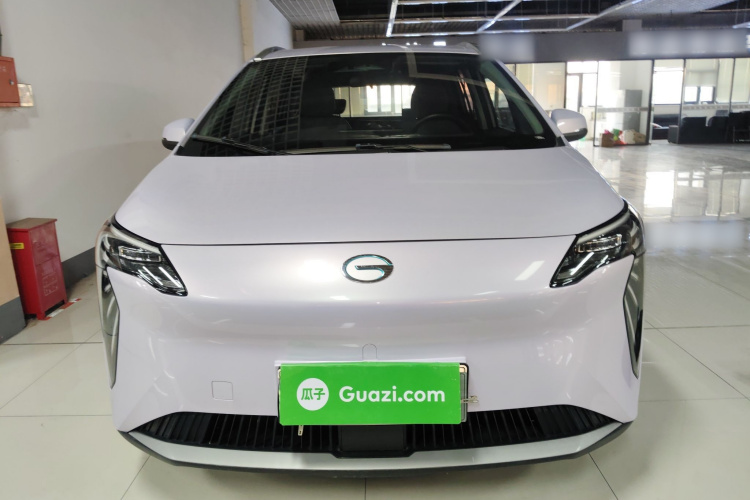 埃安 AION Y 2023款 Plus 510 乐享版车身外观2