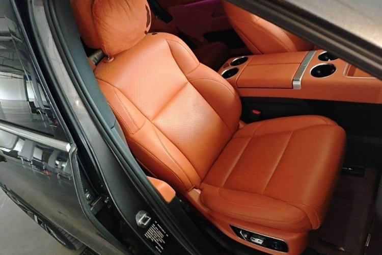 理想汽车 理想L9 2022款 Max局部细节41