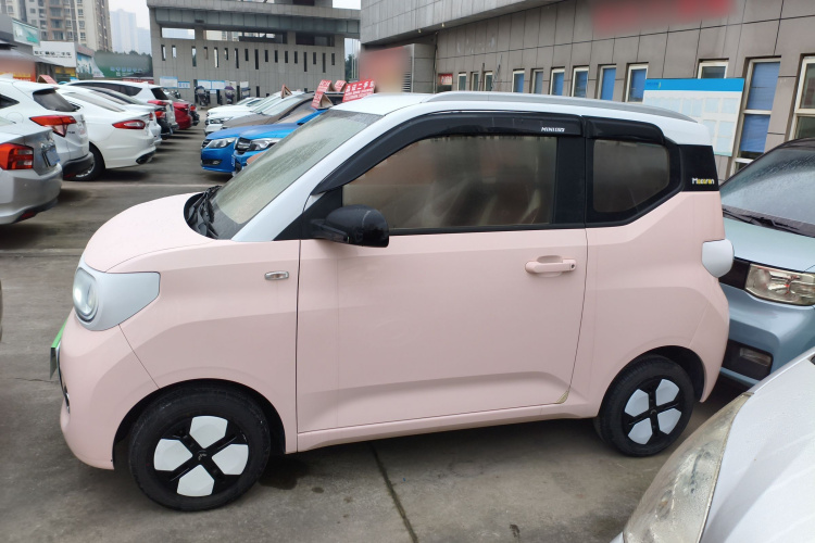 五菱汽车 宏光MINIEV 2024款 第三代 215km 进阶版车身外观4