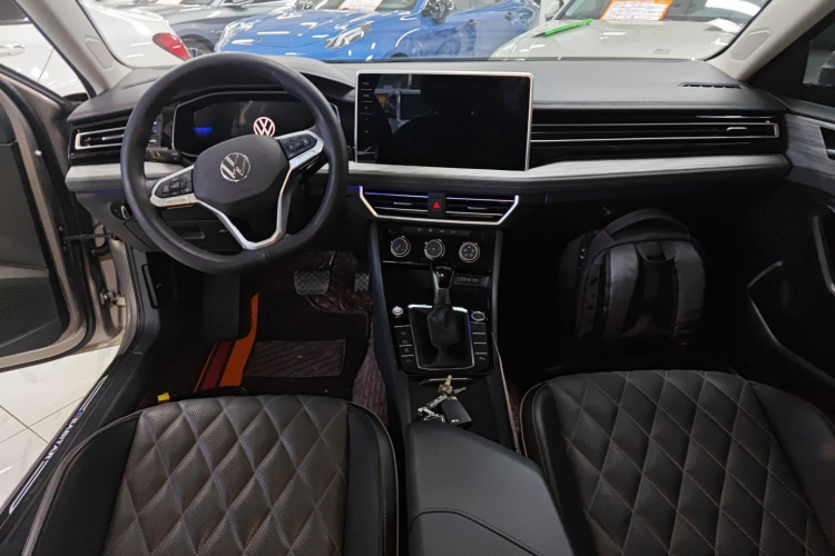 大众 速腾 2023款 300TSI DSG超越版中控内饰12
