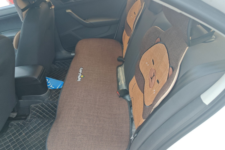 大众 桑塔纳 2016款 1.6L 手动风尚版中控内饰7004