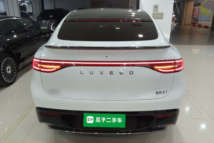 鸿蒙智行 智界R7 2024款 纯电 736km UItra车身外观6