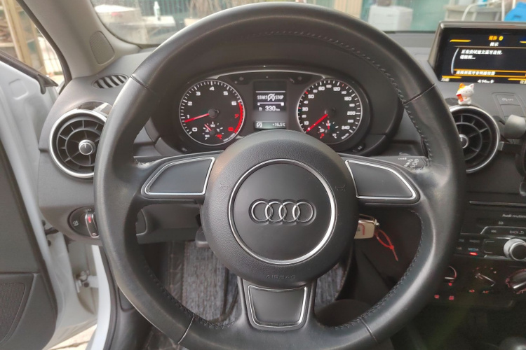 奥迪A1 2016款 30 TFSI Sportback Design风尚版局部细节13