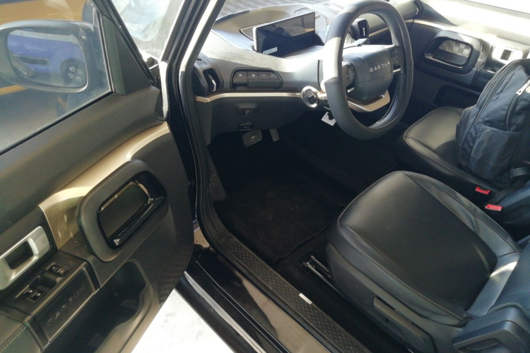 宝骏KiWi EV 2022款 设计师轻享版 磷酸铁锂中控内饰20