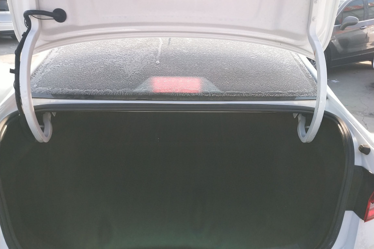 大众 朗逸 2019款 1.5L 自动舒适版 国VI机舱底盘23