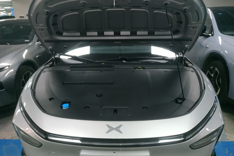 小鹏P7+ 2024款 长续航 Max机舱底盘24