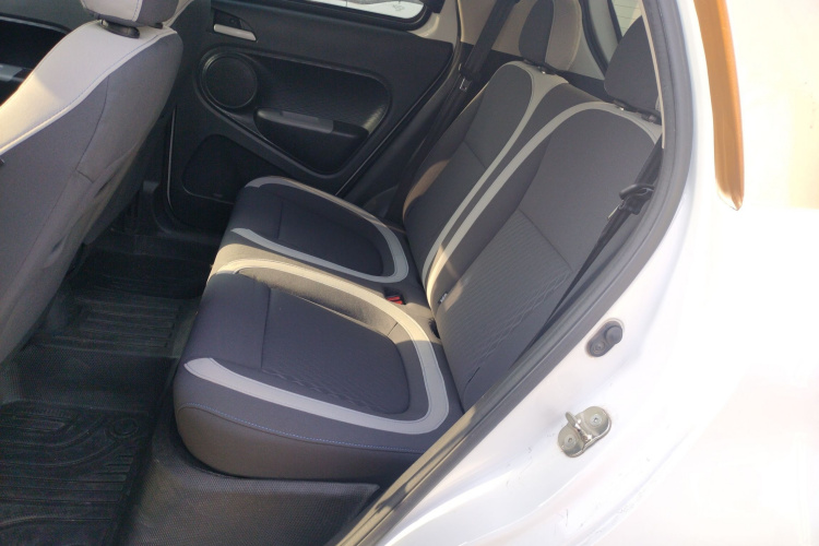 欧拉黑猫 2019款 351km 女神版中控内饰21