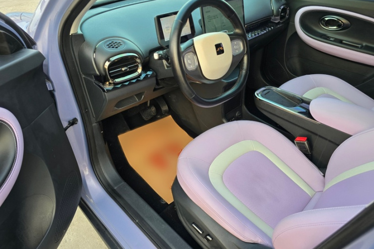 江淮钇为 钇为3 2023款 505km Pro中控内饰7005