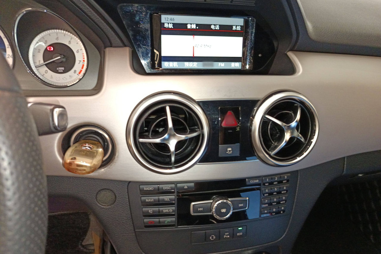 奔驰GLK级 2015款 GLK 260 4MATIC 动感型 极致版局部细节16