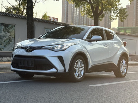 丰田C-HR 2022款 2.0L 舒适版