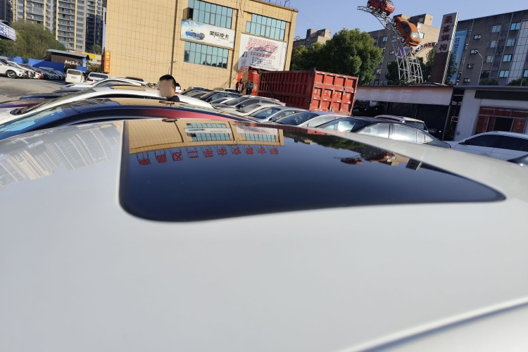 长安 逸动 2018款 1.6L GDI 自动领尚型局部细节57