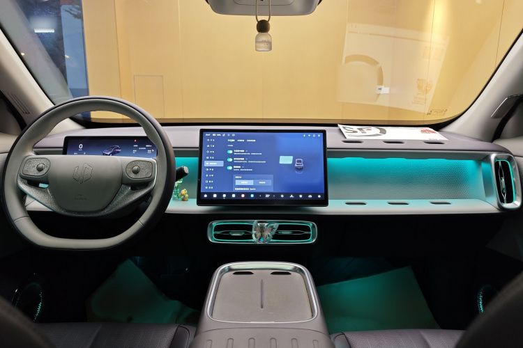 零跑汽车 零跑B10 2025款 510悦享版中控内饰7007