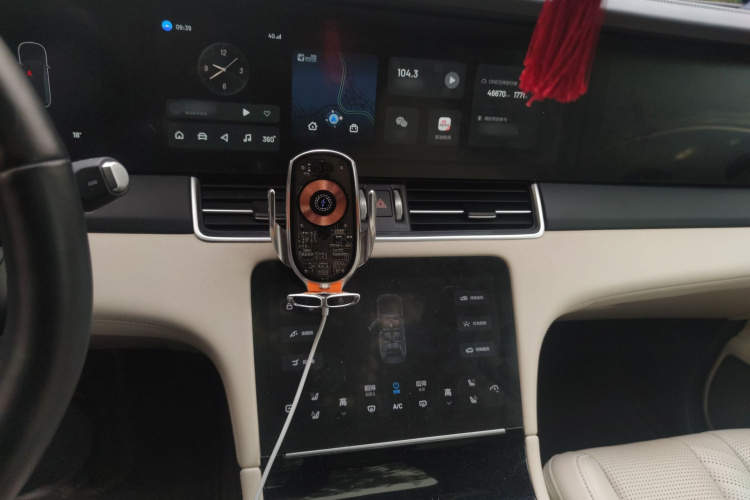 理想汽车 理想ONE 2020款 增程6座版局部细节16