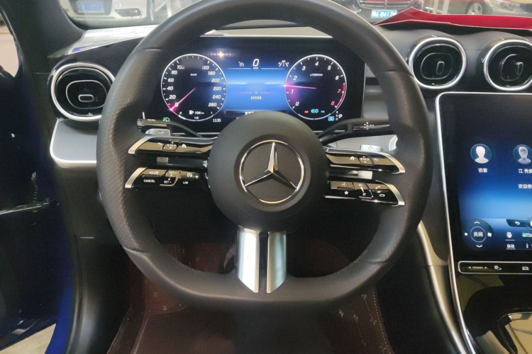 奔驰C级 2022款 改款 C 200 L 运动版局部细节13