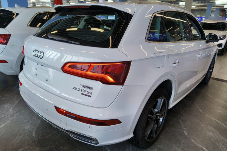 奥迪Q5L 2020款 改款 40 TFSI 荣享时尚型车身外观7