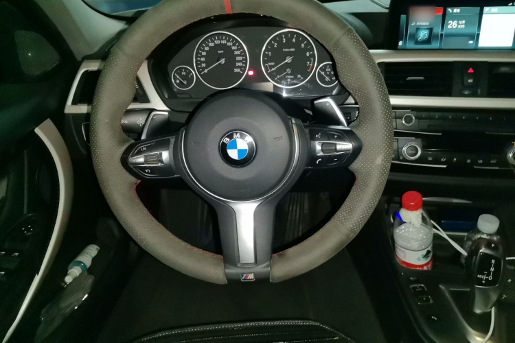 宝马3系 2014款 320Li 时尚型局部细节13