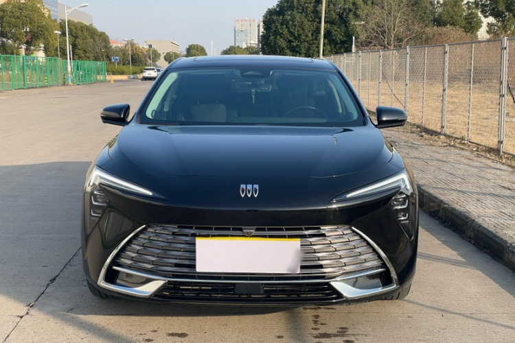 别克 君越 2023款 28T 越尊版车身外观6002