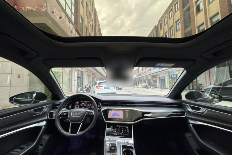 奥迪A6L 2023款 40 TFSI 豪华动感型中控内饰7001