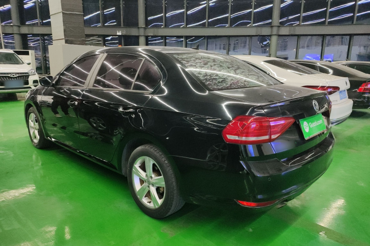 大众 朗逸 2017款 1.6L 自动风尚版车身外观6003