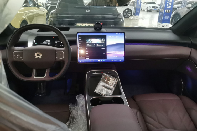 蔚来ET5T 2025款 100kWh Touring中控内饰12