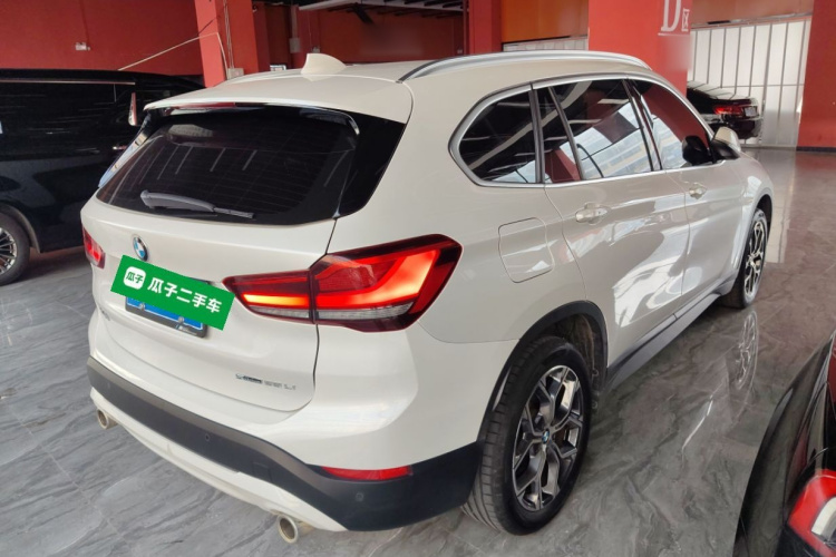 宝马X1 2021款 sDrive25Li 领先型车身外观6005