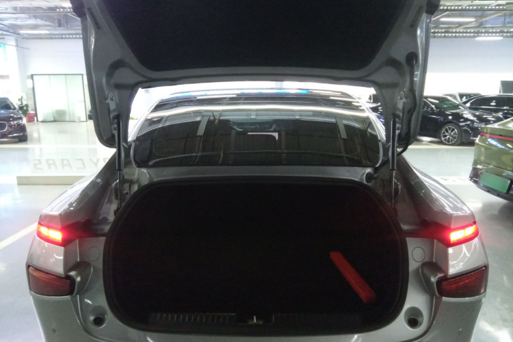 小鹏P7 2022款 625E局部细节23