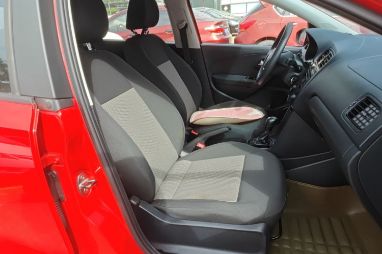 大众 Polo 2016款 1.4L 自动风尚型局部细节41