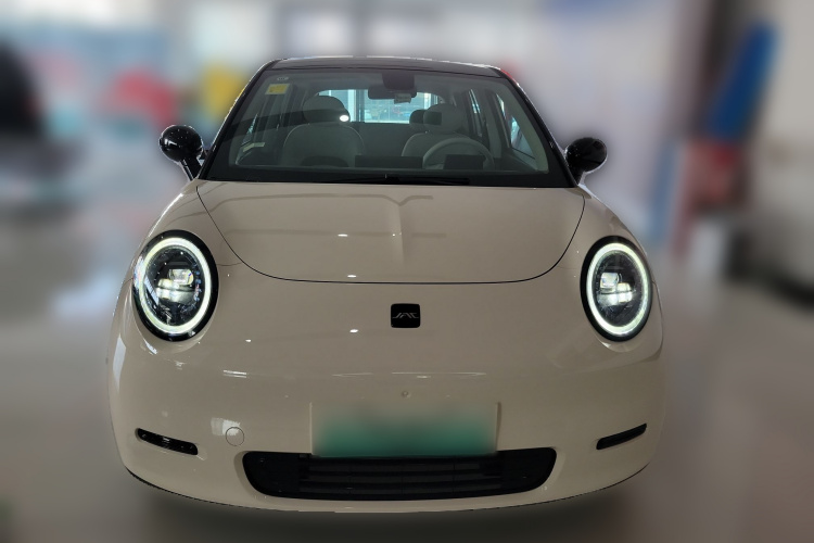 江淮钇为 钇为3 2024款 挚爱版 330km Air车身外观2