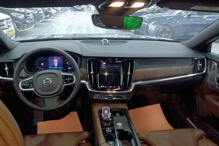 沃尔沃S90 2024款 B5 智雅豪华版中控内饰7002