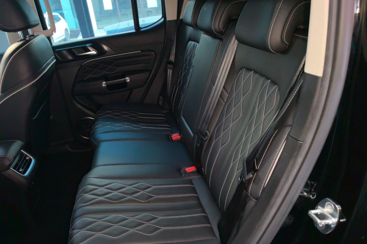 坦克300 2021款 越野版 2.0T 挑战者中控内饰21