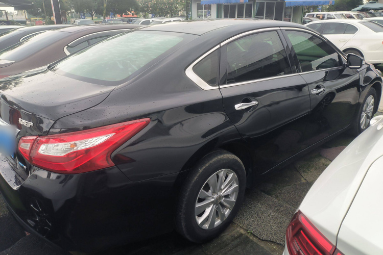 日产 天籁 2018款 2.0L XL 智进版车身外观6005