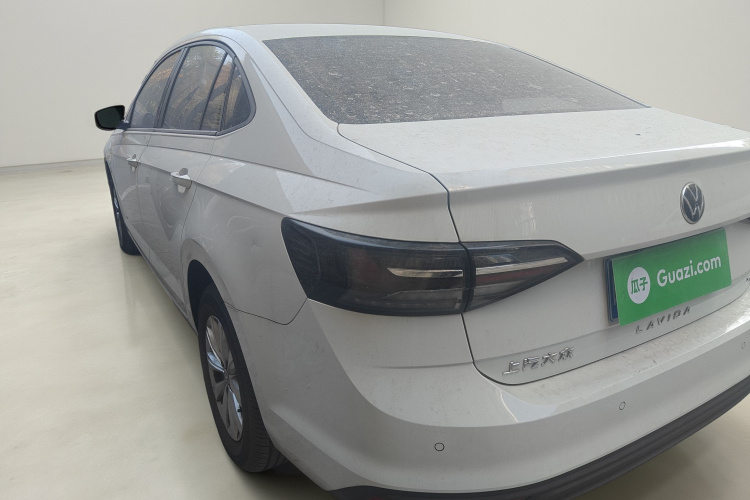 大众 朗逸 2025款 新锐 1.5L 出众新逸版车身外观5