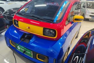 宝骏KiWi EV 2022款 设计师轻享版 三元锂