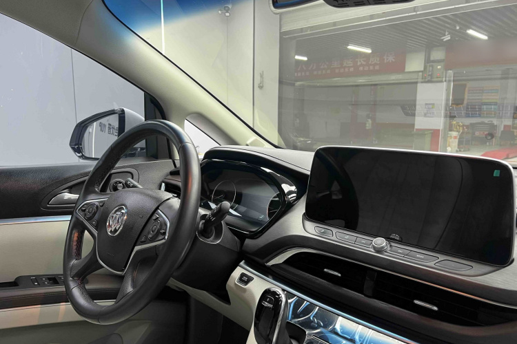 别克GL8 2023款 陆上公务舱 652T 豪华型中控内饰7004