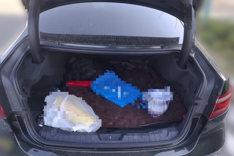 捷豹XFL 2022款 XFL 2.0T P250 两驱尊享豪华版局部细节23