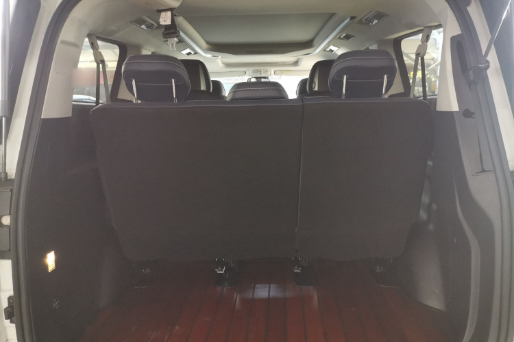 上汽大通MAXUS 大通G20 2020款 2.0T 汽油自动智尊版局部细节23