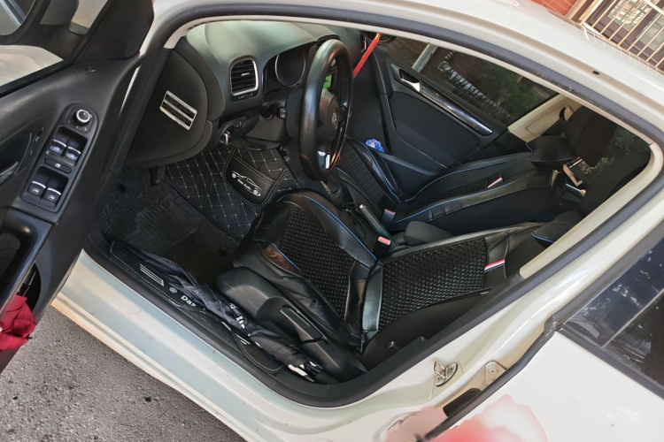 大众 高尔夫 2012款 1.6 自动舒适型中控内饰7003