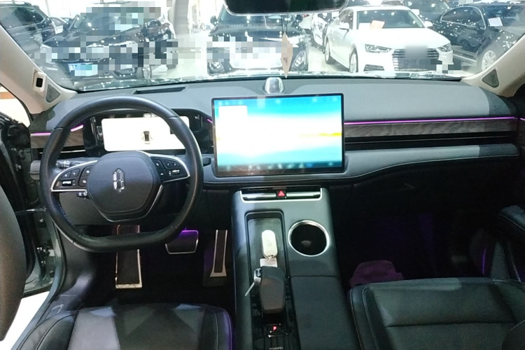 鸿蒙智行 问界M5 2022款 增程后驱标准版中控内饰7002