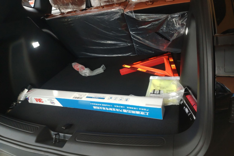 五菱汽车 五菱星光S 2025款 510km 旗舰型机舱底盘23